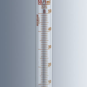 graduated cylinders with plastic base , soda lime glass , autoclavable ( marienfeld / ألماني )